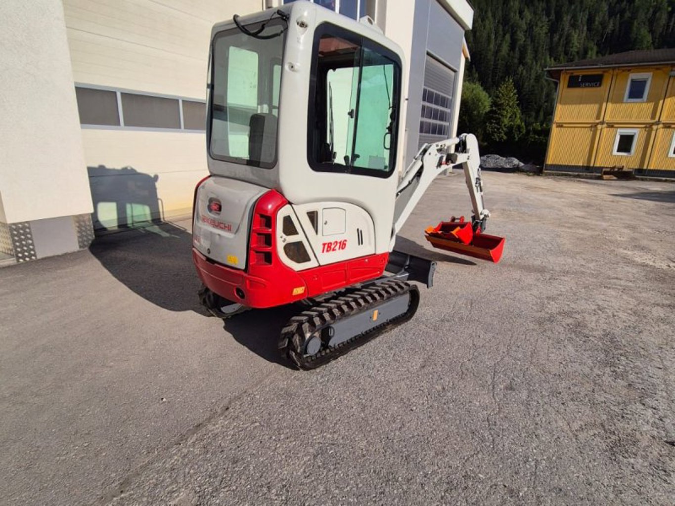 Takeuchi TB 216 Takeuchi TB 216