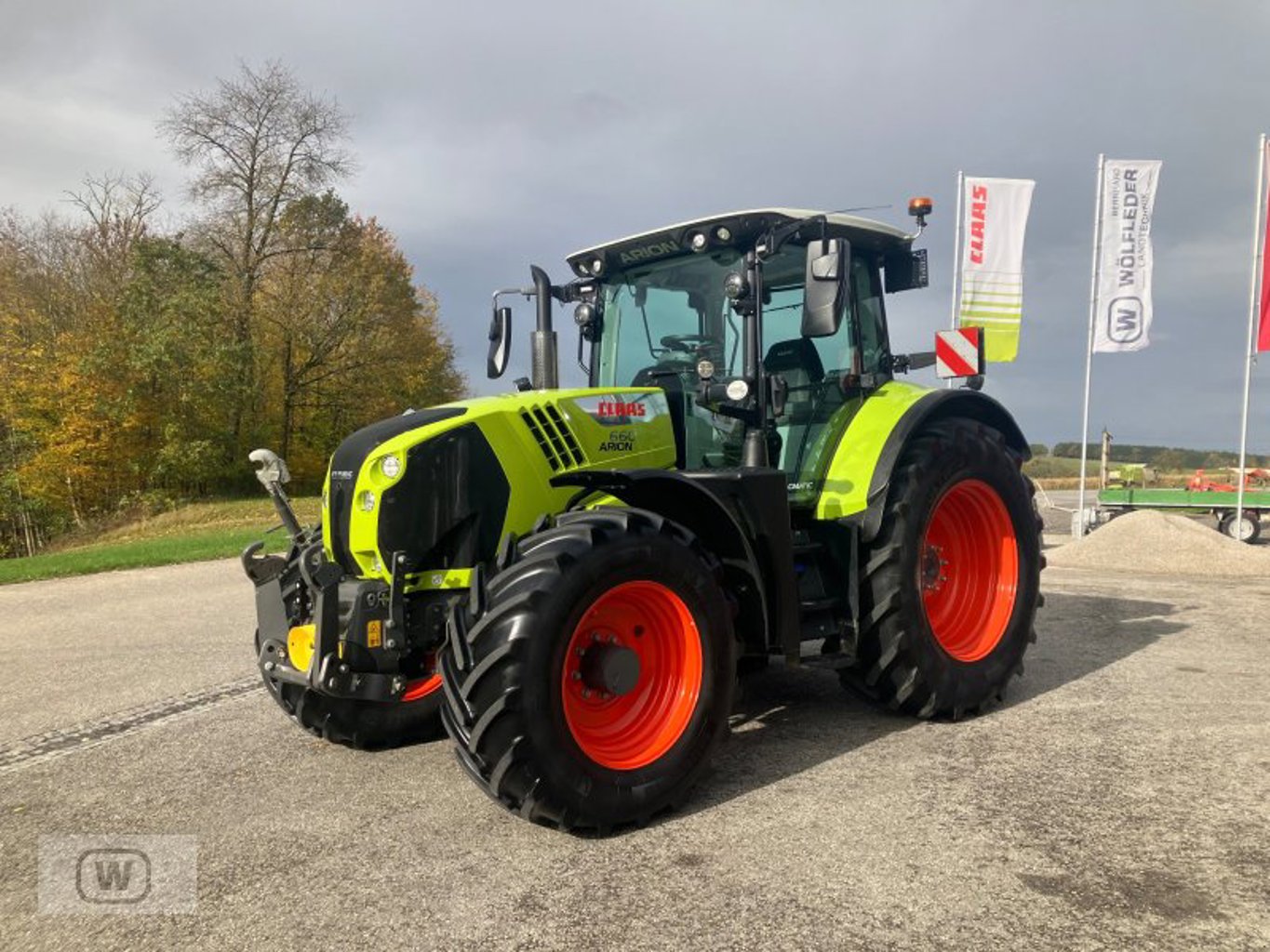 CLAAS Arion 630 CEBIS Cmatic CLAAS Arion 630 CEBIS Cmatic