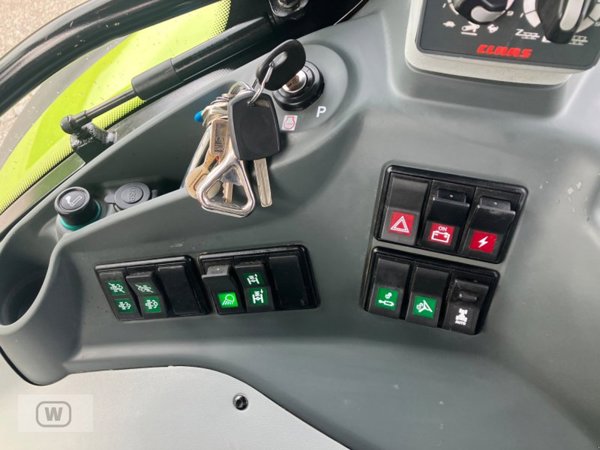 CLAAS Arion 630 CEBIS Cmatic