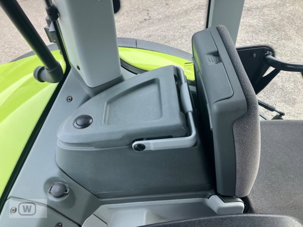 CLAAS Arion 630 CEBIS Cmatic