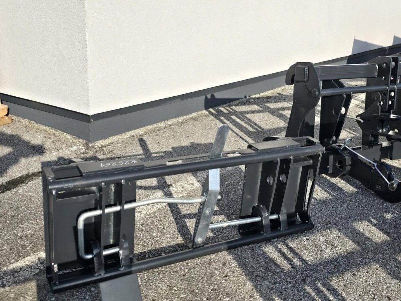 Big Dutchman Adapter Kramer auf Euroaufnahme Big Dutchman Adapter Kramer auf Euroaufnahme