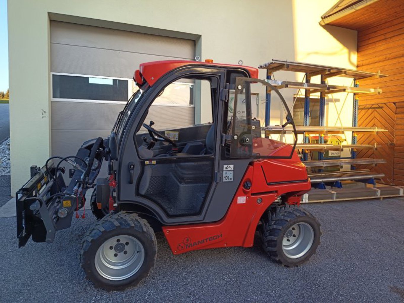 Manitech Mtech T135H Manitech Mtech T135H