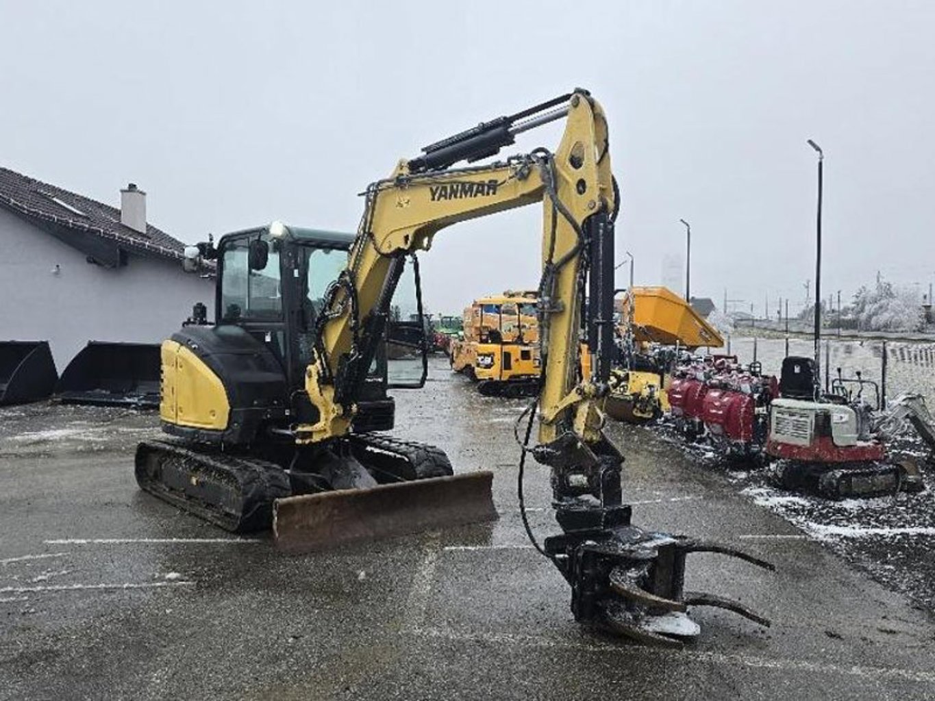 Yanmar SV60-A Bagger mit JAK 250 Fällgreifer Yanmar SV60-A Bagger mit JAK 250 Fällgreifer