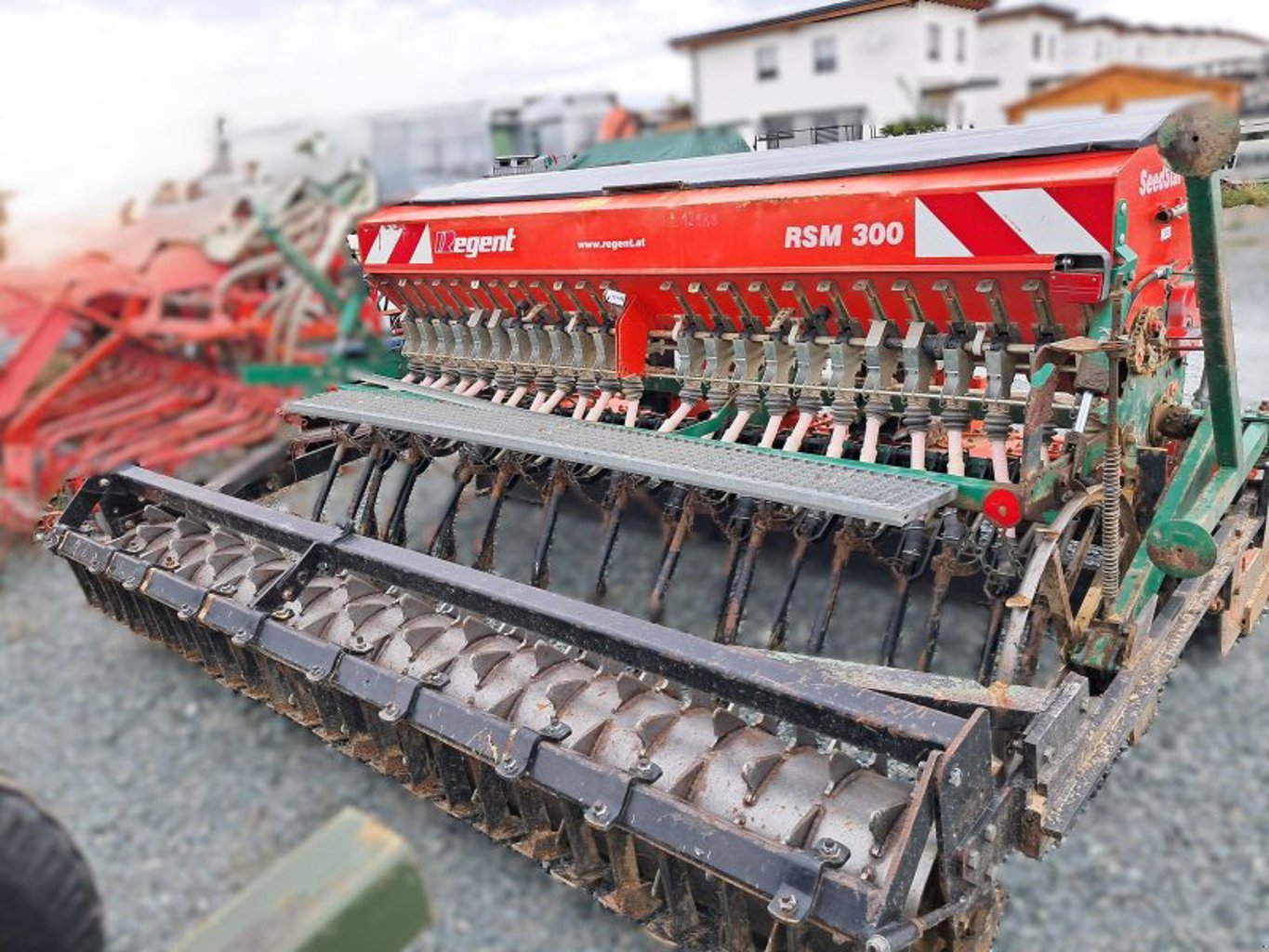 Ortolan Kreiselegge Ortolan + Anbaudrillmaschine Regent Ortolan Kreiselegge Ortolan + Anbaudrillmaschine Regent