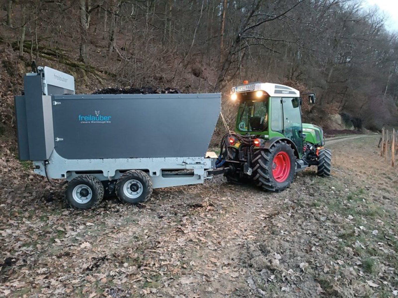 Freilauber Weingartenstreuer Jumbo Freilauber Weingartenstreuer Jumbo