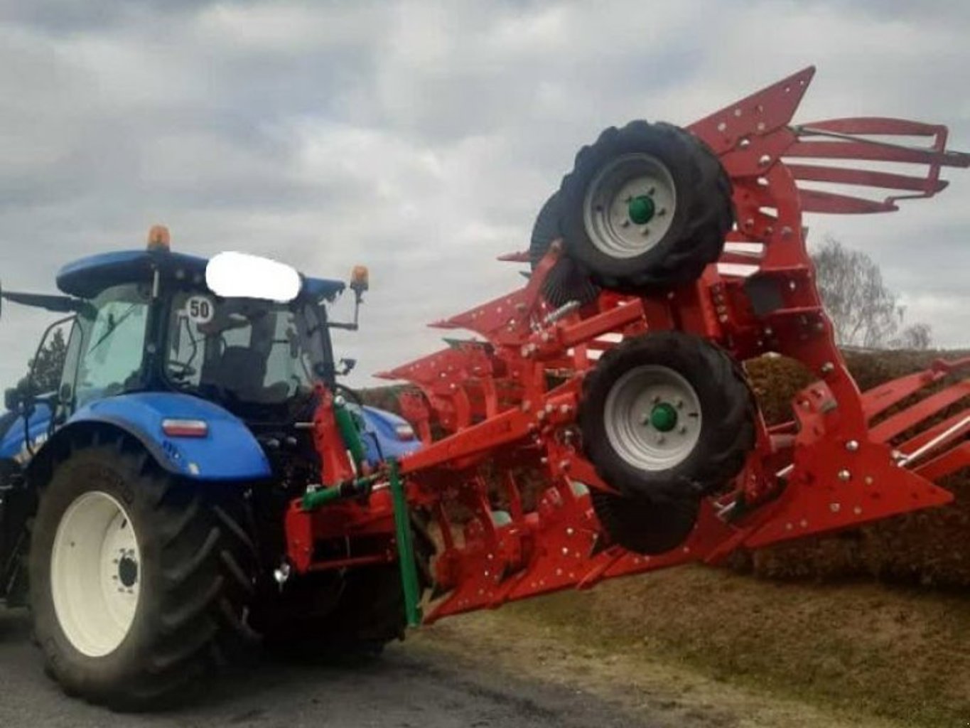 Agro-Masz Vario Wendepflug POV 4 Agro-Masz Vario Wendepflug POV 4