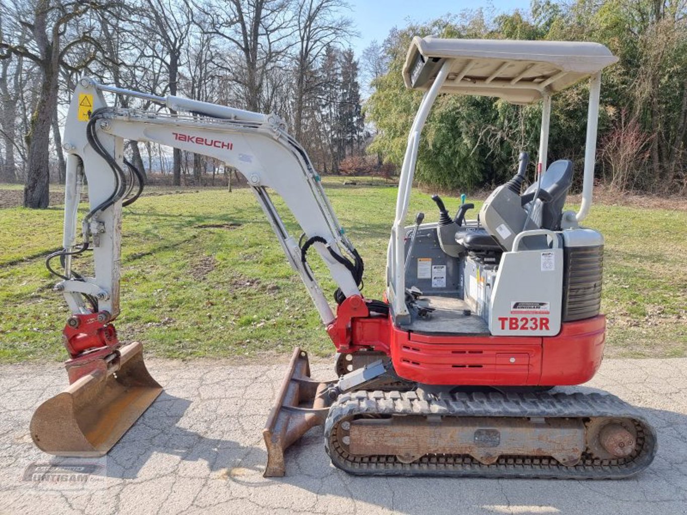 Takeuchi TB 23 R Takeuchi TB 23 R