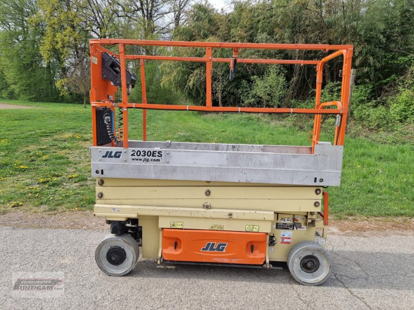 JLG 2030 ES JLG 2030 ES