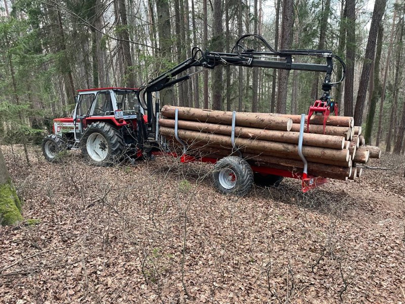 HZI Rückewagen mit Kran HZI Rückewagen mit Kran