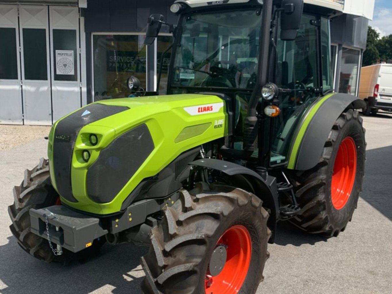 CLAAS Elios 3.85 CLAAS Elios 3.85