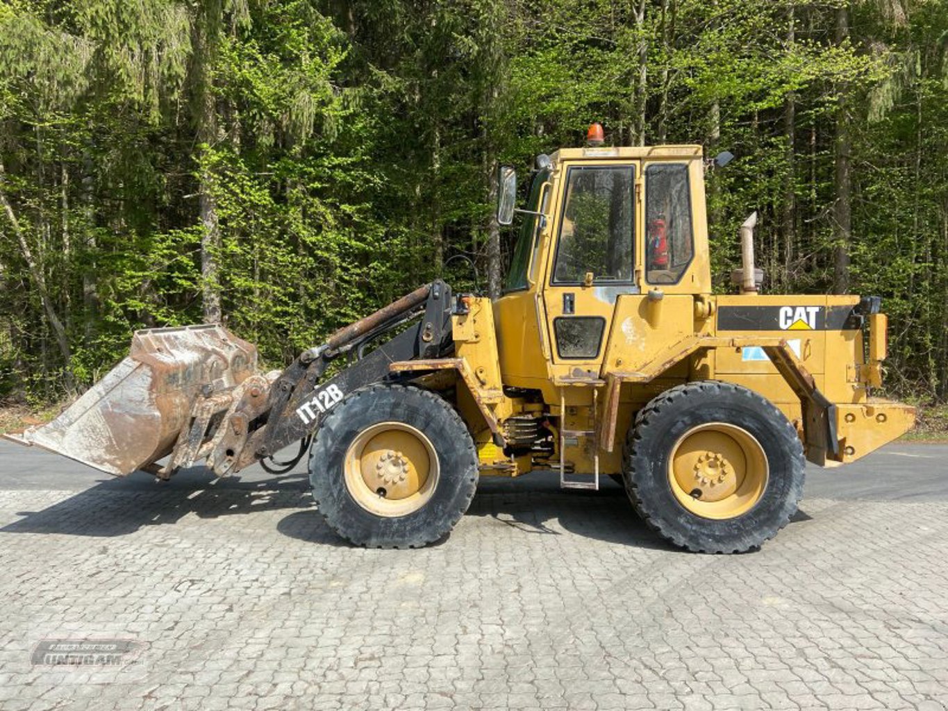 CAT IT 12 B CAT IT 12 B