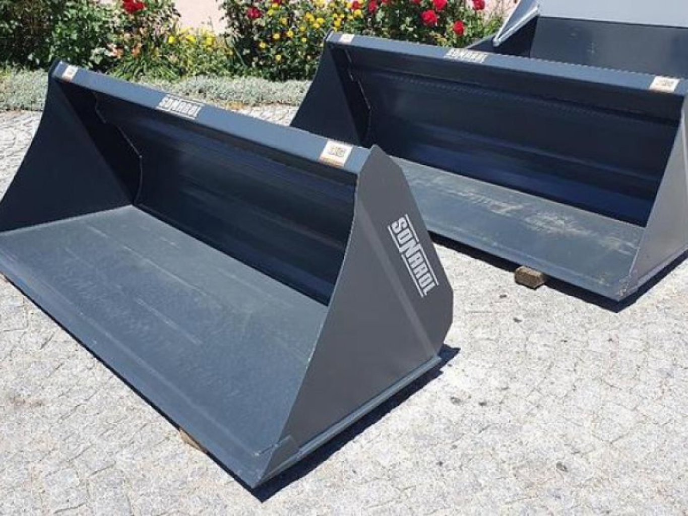 Hauer Schwergutschaufel 200 cm passend zu Hauer Aufnahme Hauer Schwergutschaufel 200 cm passend zu Hauer Aufnahme