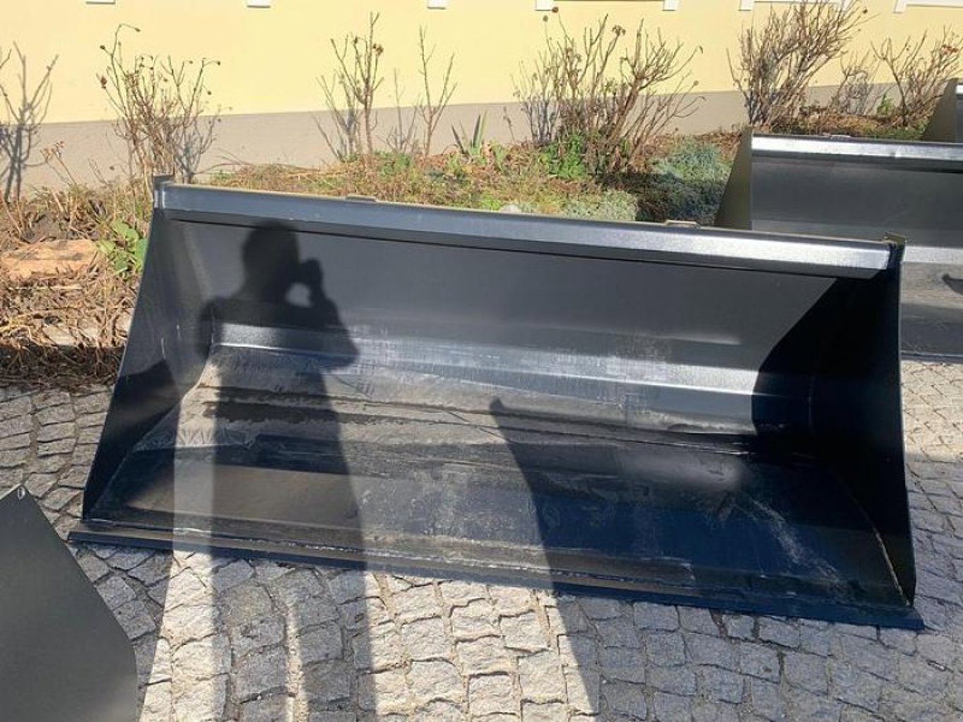 Big Dutchman Schwergutschaufel 200 cm mit Genie/Terex Aufnahme Big Dutchman Schwergutschaufel 200 cm mit Genie/Terex Aufnahme