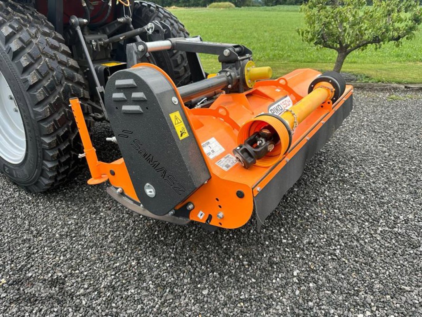 SaMASZ PIKO 150 H Mulcher Obstbau Kleintraktor SaMASZ PIKO 150 H Mulcher Obstbau Kleintraktor
