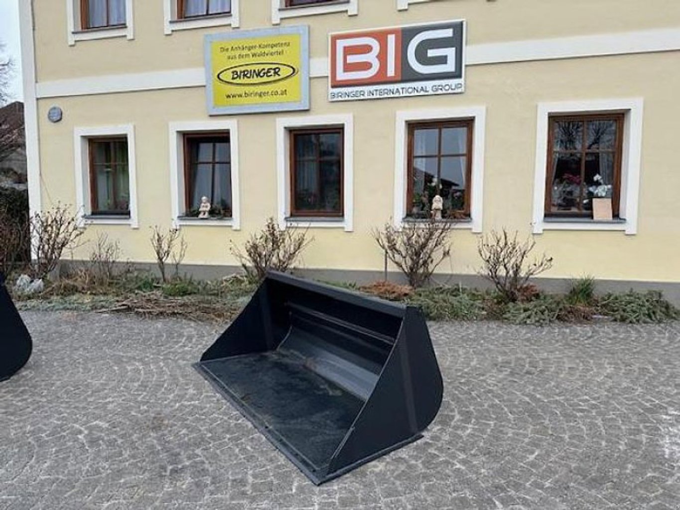 Big Dutchman Schwergutschaufel SUN 220 cm mit Euro Aufnahme Big Dutchman Schwergutschaufel SUN 220 cm mit Euro Aufnahme